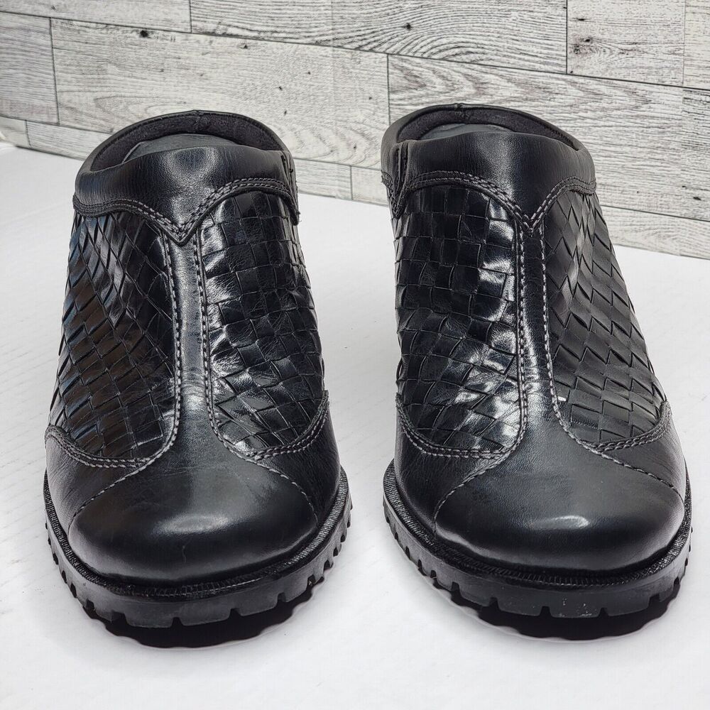 Women 9N Mule Black Leather Woven 2" Low Heel Rubber Sole Western Casual Office